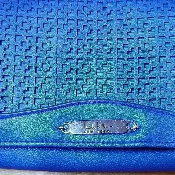 Nicole Miller Womens Blue Purse Laser Cut crossbody (O5.24.40) - Picture 2 of 7